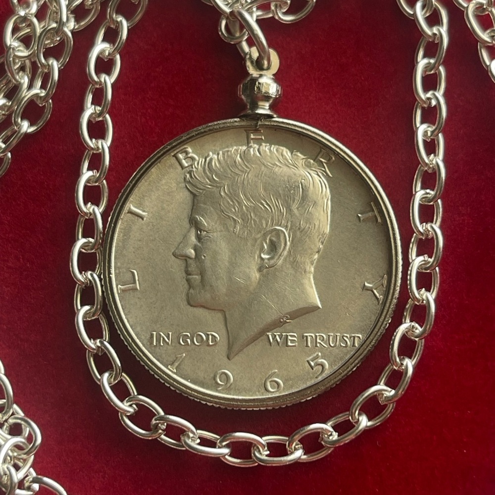 Silver coin pendant necklace